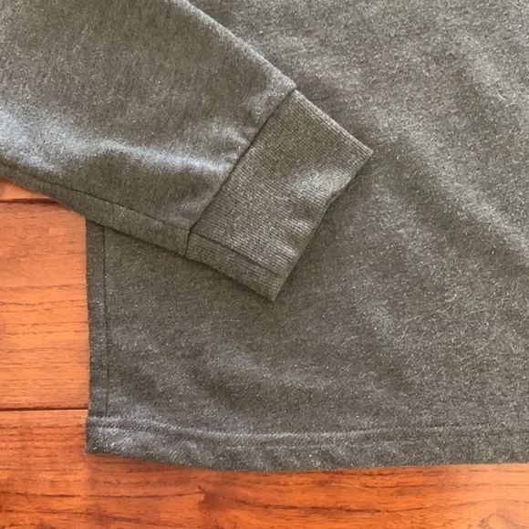 Blueh Ciel Grey/Black Laced front Cropped French Terry Sweatshirt size L - Picture 4 of 8